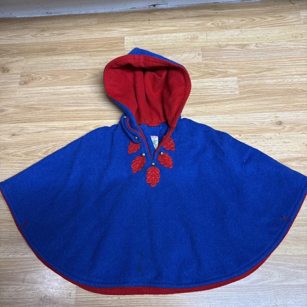 Made In Vienna Kids Hooded Wool‎ Cape Blue And Red